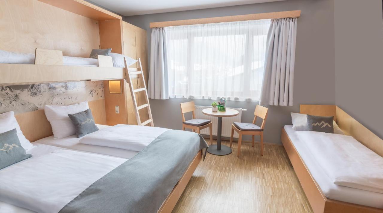 Jufa Hotel Montafon Bartholomaberg Bagian luar foto