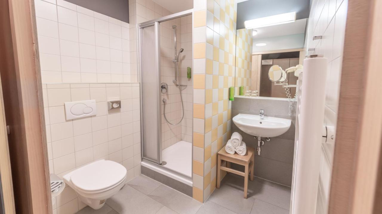 Jufa Hotel Montafon Bartholomaberg Bagian luar foto