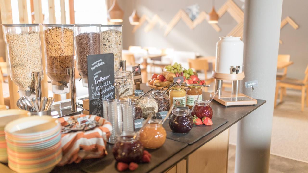 Jufa Hotel Montafon Bartholomaberg Bagian luar foto