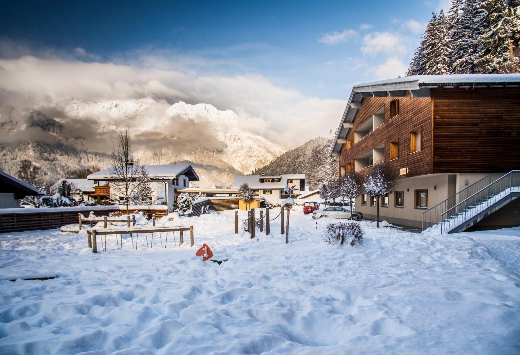 Jufa Hotel Montafon Bartholomaberg Bagian luar foto