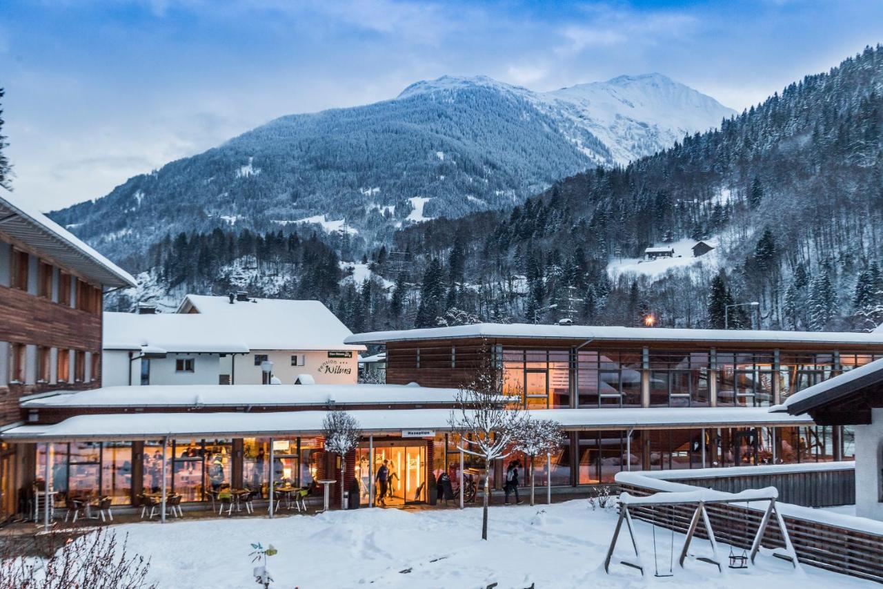 Jufa Hotel Montafon Bartholomaberg Bagian luar foto